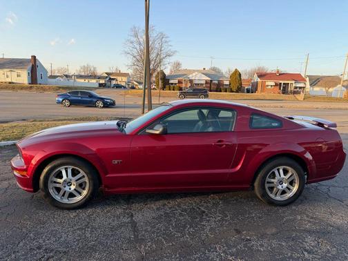 2006 Ford Mustang GT Premium