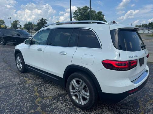 2022 Mercedes-Benz GLB 250 4MATIC