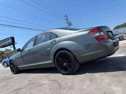2007 Mercedes-Benz S-Class S 550 Sedan 4D