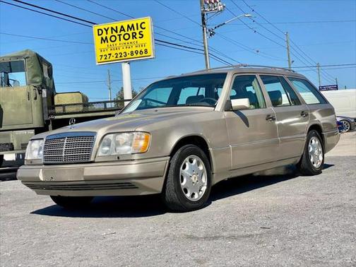 1995 Mercedes-Benz E-Class E 320 Wagon 4D