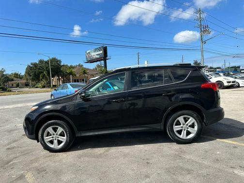 2013 Toyota RAV4 Sport