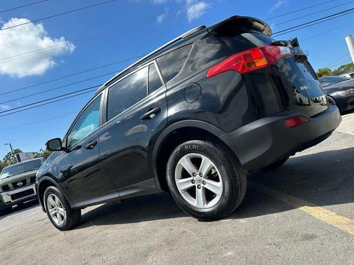 2013 Toyota RAV4 Sport