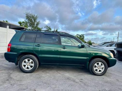 2001 Toyota Highlander Base