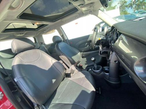 2006 MINI Cooper Base