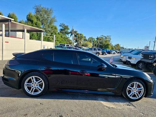 2010 Porsche Panamera 4S