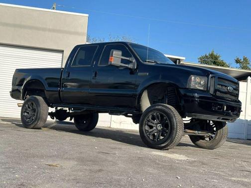 2005 Ford F-250 XL Crew Cab