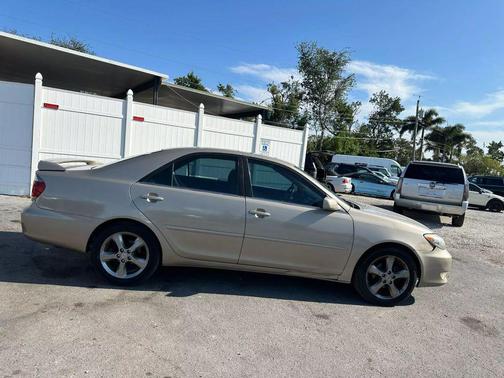 2006 Toyota Camry SE V6