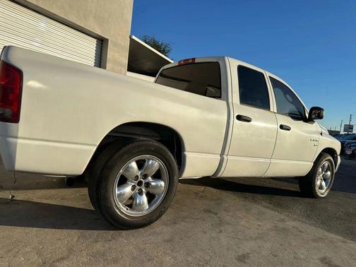 2005 Dodge Ram 1500 SLT Quad Cab