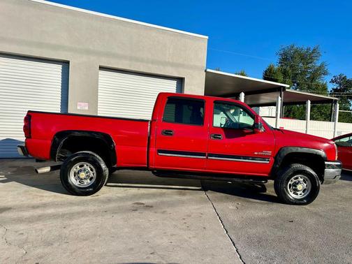 2003 Chevrolet Silverado 2500 LT H/D Crew Cab