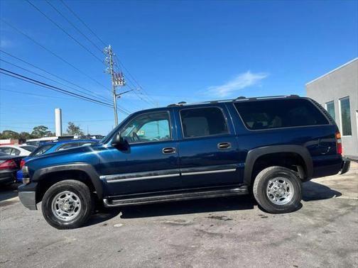 2004 Chevrolet Suburban 1500 LT
