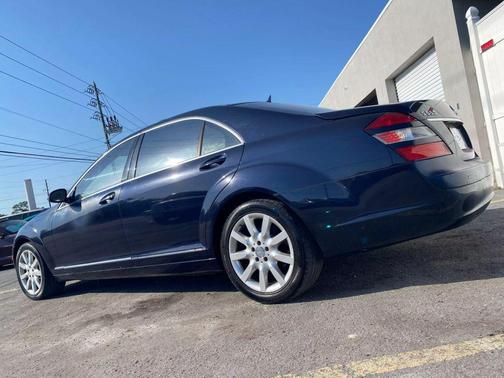 2008 Mercedes-Benz S-Class S 550 Sedan 4D