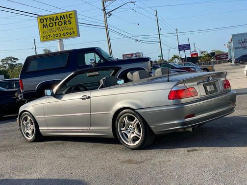 2005 BMW 330 330Ci Convertible 2D