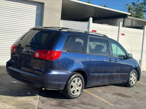 2007 Toyota Sienna CE