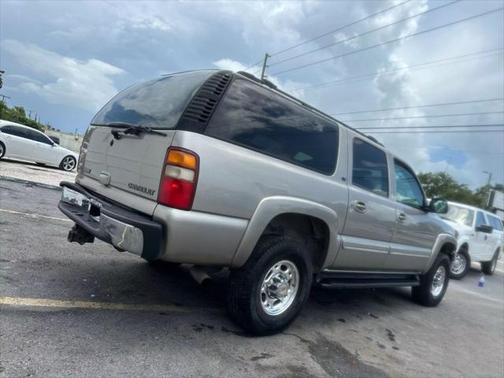 2001 Chevrolet Suburban Sport Utility