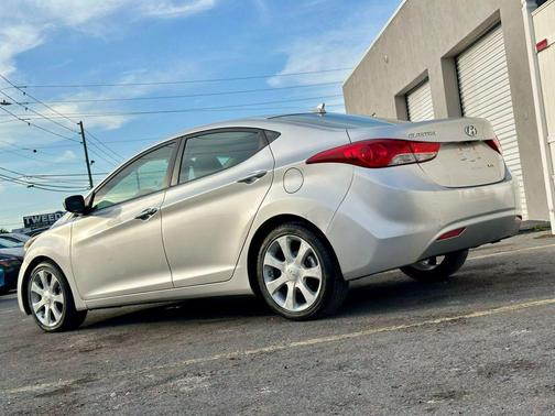 2011 Hyundai ELANTRA Limited