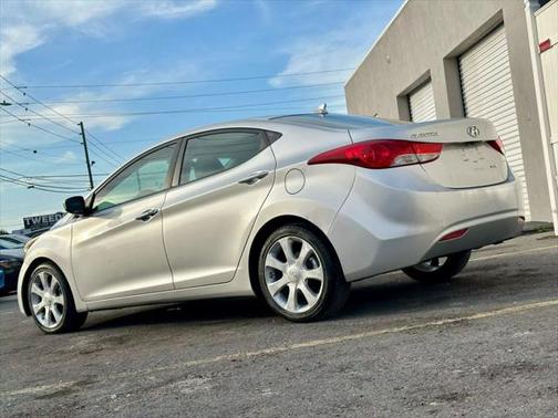 2011 Hyundai ELANTRA Limited