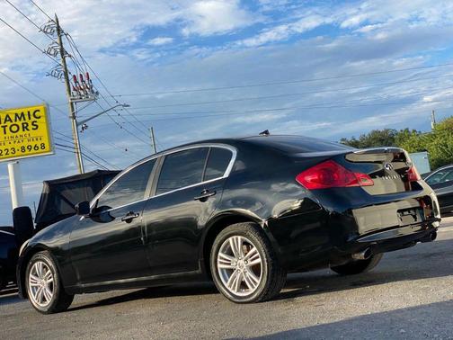 2011 INFINITI G37x G37x Sedan 4D