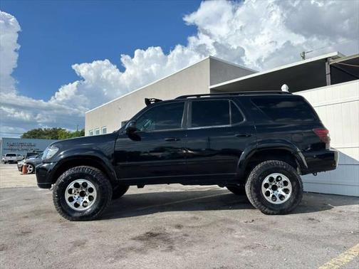 2002 Toyota Sequoia SR5