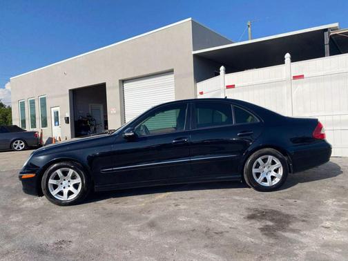 Black 2008 Mercedes-Benz E-Class E320 Bluetec
