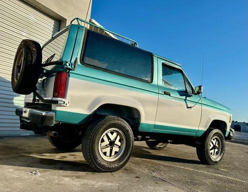 1987 Ford Bronco II XL 2D Utility 4WD