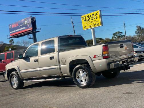 2005 GMC Sierra 1500 SLE Crew Cab