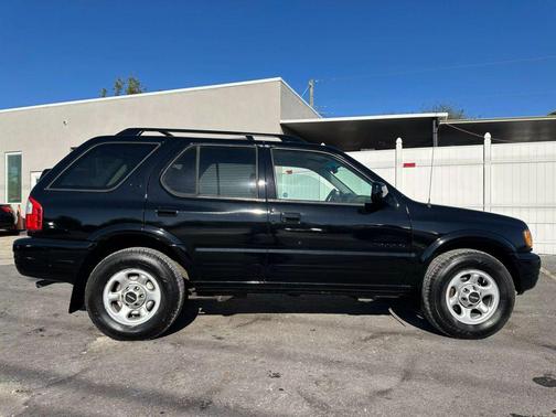 2001 Isuzu Rodeo S Sport Utility 4D