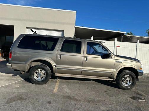 2002 Ford Excursion LIMITED