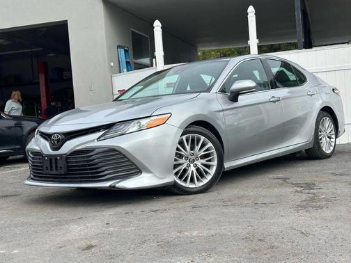 2019 Toyota Camry XLE