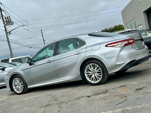 2019 Toyota Camry XLE