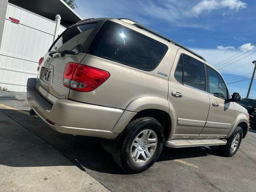 2005 Toyota Sequoia Limited