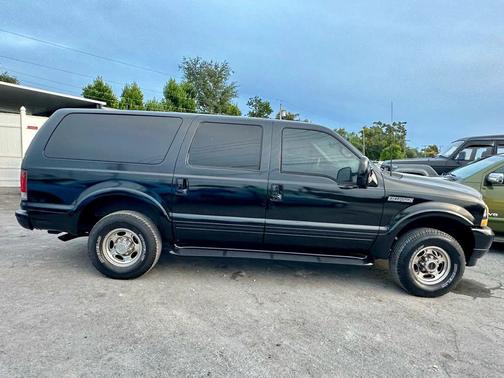 2002 Ford Excursion Sport Utility 4D