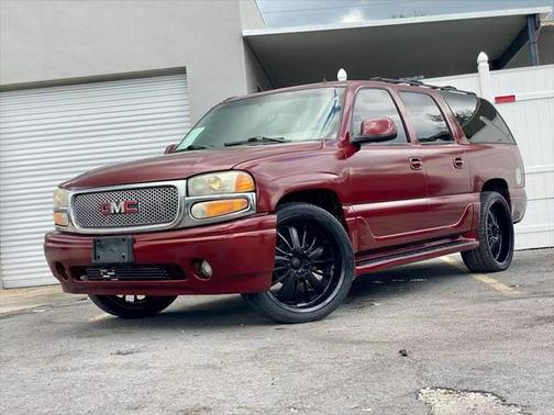 2002 GMC Yukon XL Denali