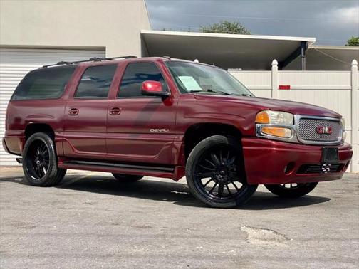 2002 GMC Yukon XL Denali