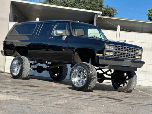 1989 Chevrolet Suburban 1500
