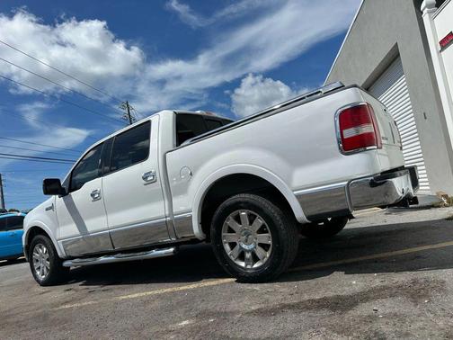 2006 Lincoln Mark LT Pickup 4D 5 1/2 ft