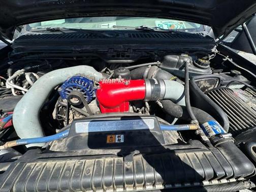 2005 Ford Excursion XLS Sport Utility 4D