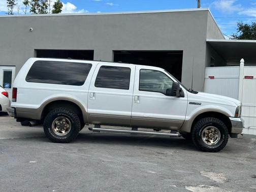 2002 Ford Excursion Sport Utility 4D