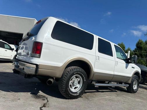 2002 Ford Excursion Sport Utility 4D