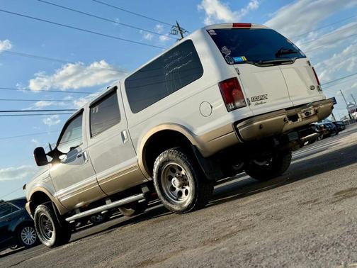 White 2004 Ford Excursion Eddie Bauer Sport Utility 4D