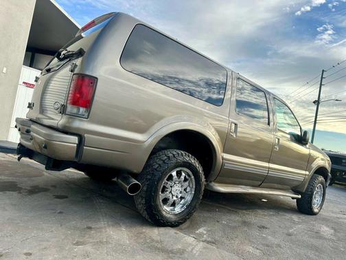 2003 Ford Excursion Limited