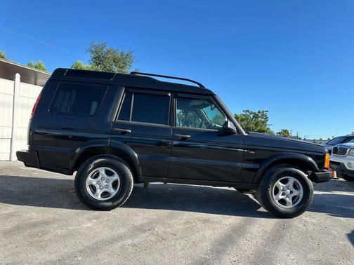 1999 Land Rover Discovery Sport Utility 4D