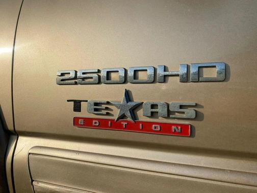 2005 Chevrolet Silverado 2500 LS H/D Extended Cab