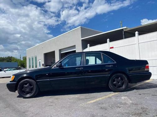 1999 Mercedes-Benz S-Class S 320 SWB Sedan 4D