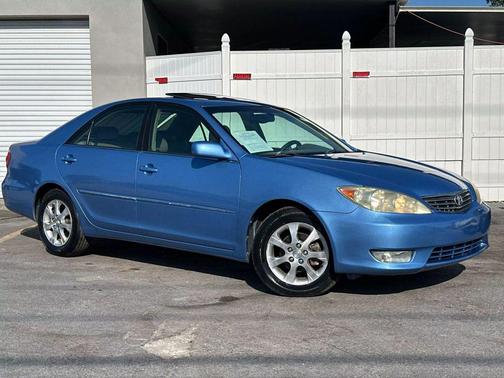 2005 Toyota Camry XLE