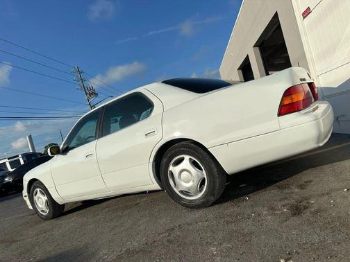 1998 Lexus LS 400 Base