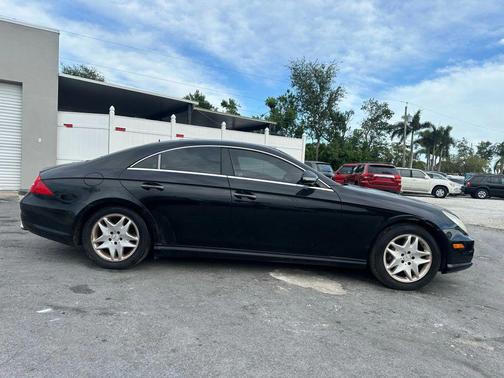 2006 Mercedes-Benz CLS-Class CLS500