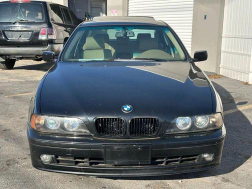 Black 2002 BMW 525 525i Sedan 4D