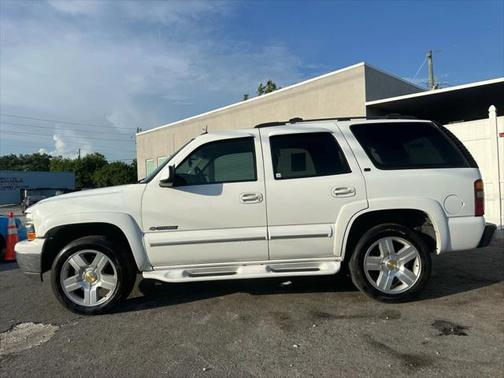2002 Chevrolet Tahoe Base