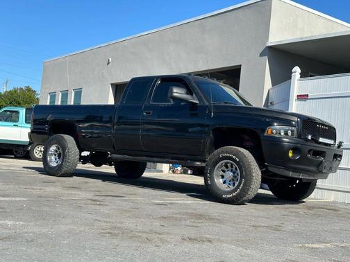 1996 Dodge Ram 2500 ST