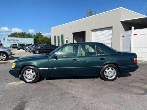 1995 Mercedes-Benz E-Class E 300D Sedan 4D